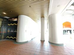 Concorde Shopping Centre (D3), Retail #624457081